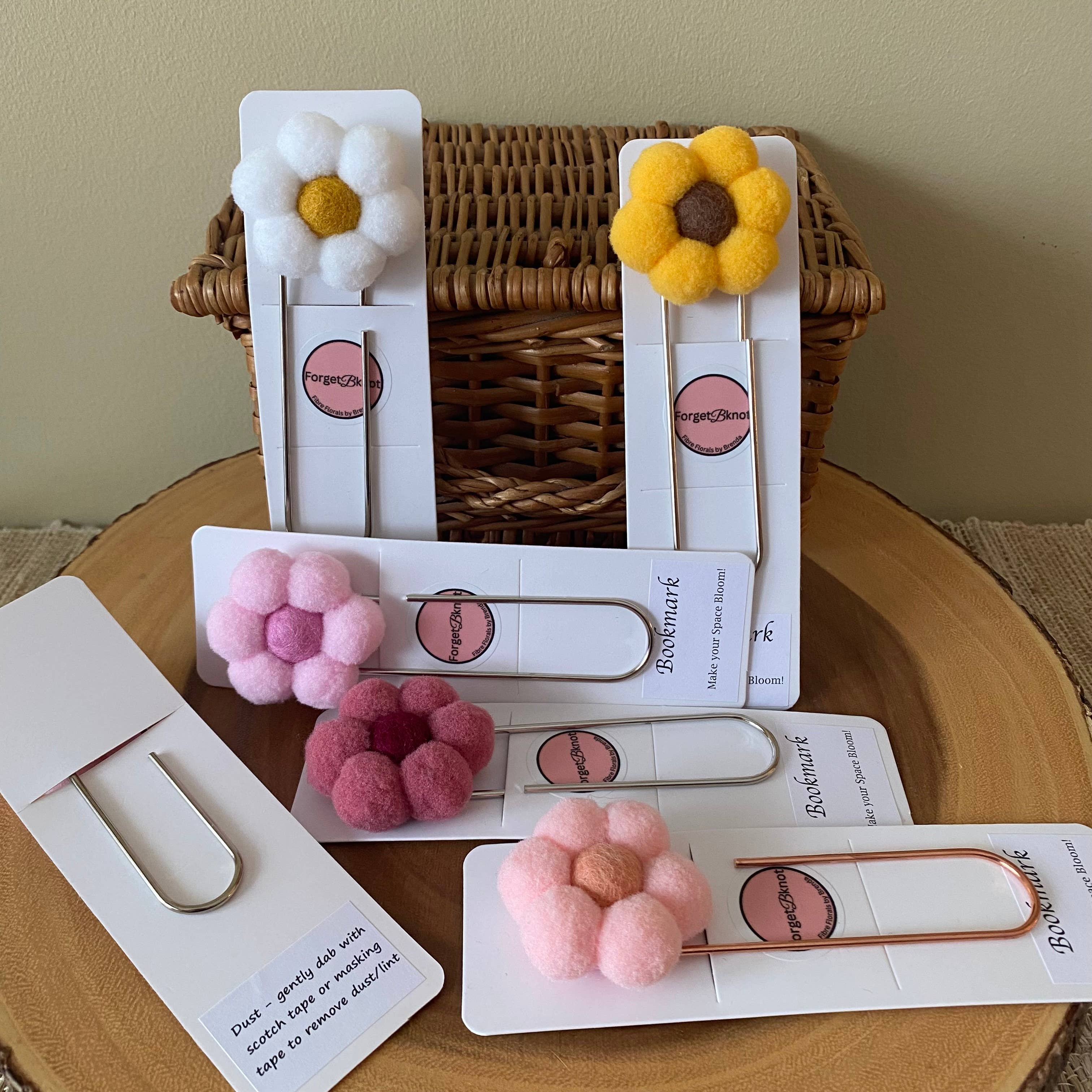 Flower Bookmark/ Oversized Paper Clip/ Pompom & Felt Flower : Peachy Pink