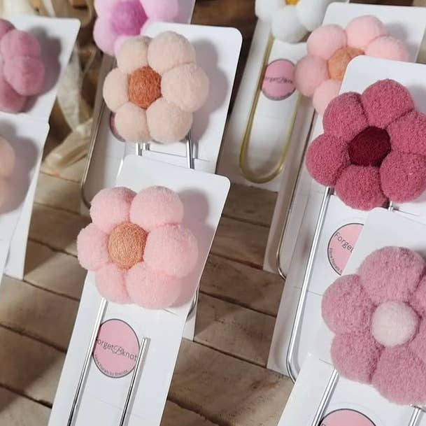 Flower Bookmark/ Oversized Paper Clip/ Pompom & Felt Flower : Daisy