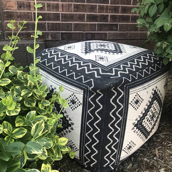 18" x 18" x 15" Cotton Pouf