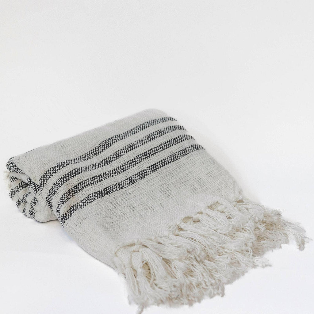 50" x 65" Quality Throw in Cotton Slub With Tassels