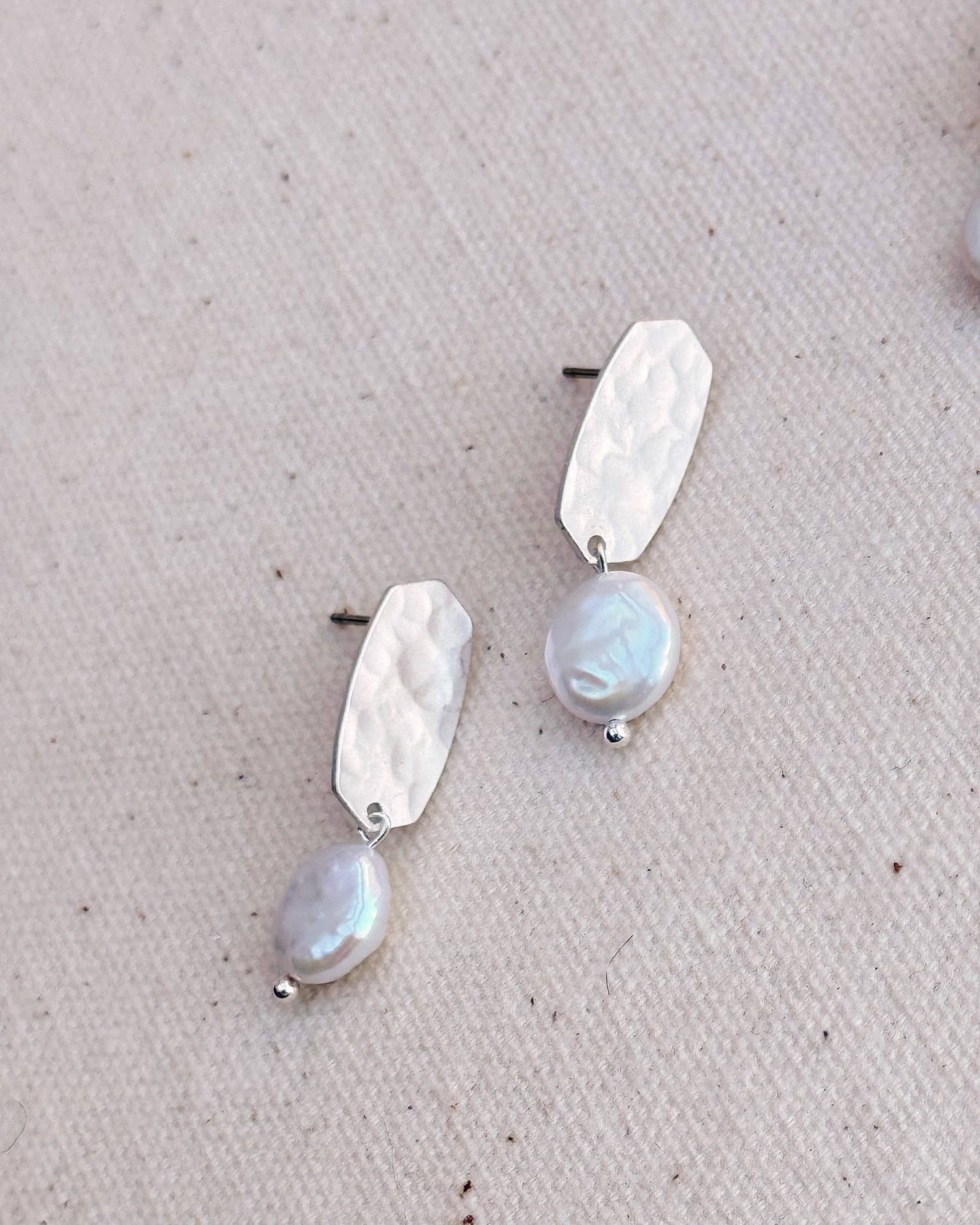 Hammered Stud Coin Pearl Drop Earrings