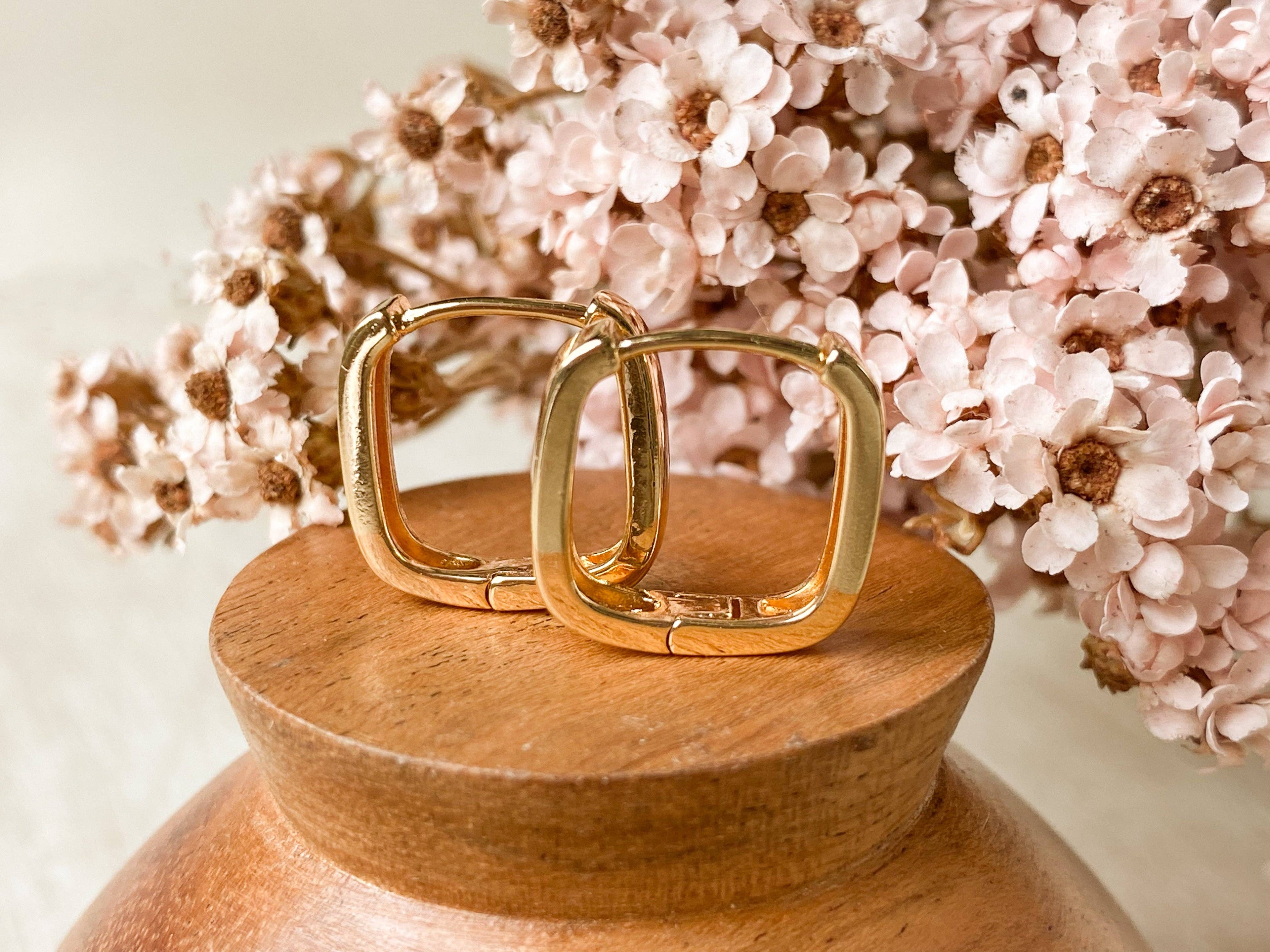 Reese Hoops