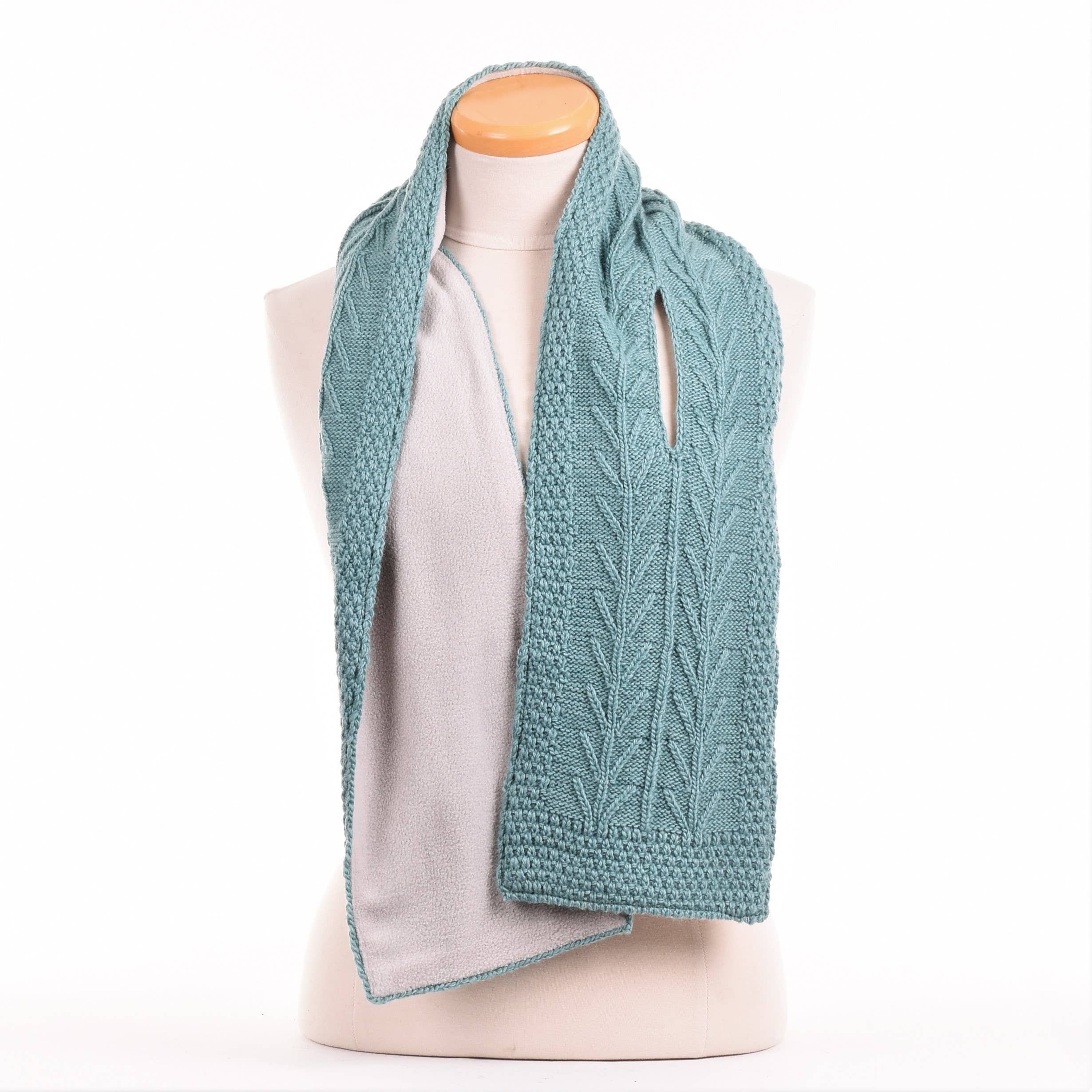 Willow Fleece lined Wool Knit Scarf: Cascade