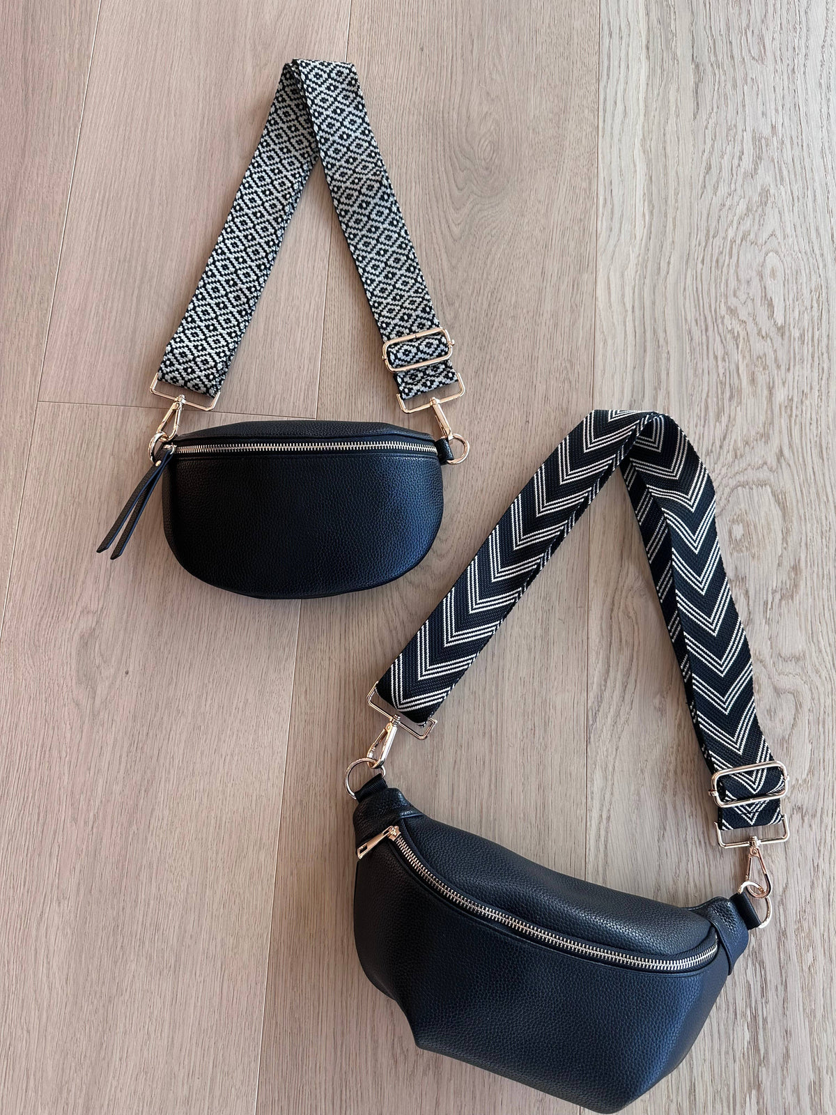 Crossbody handbag | Black | XL