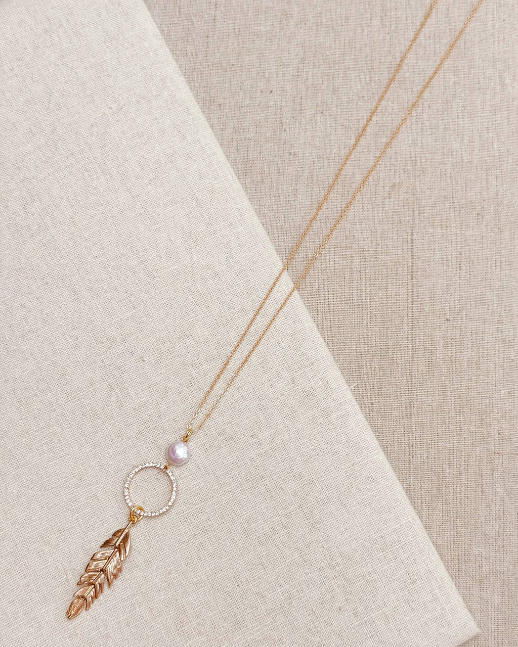 Pearl, Rhinestone Hoop & Feather Pendant Necklace: Silver