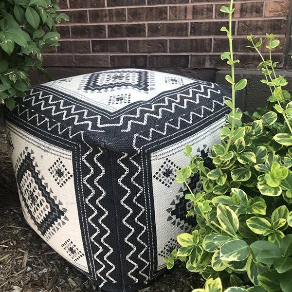 18" x 18" x 15" Cotton Pouf