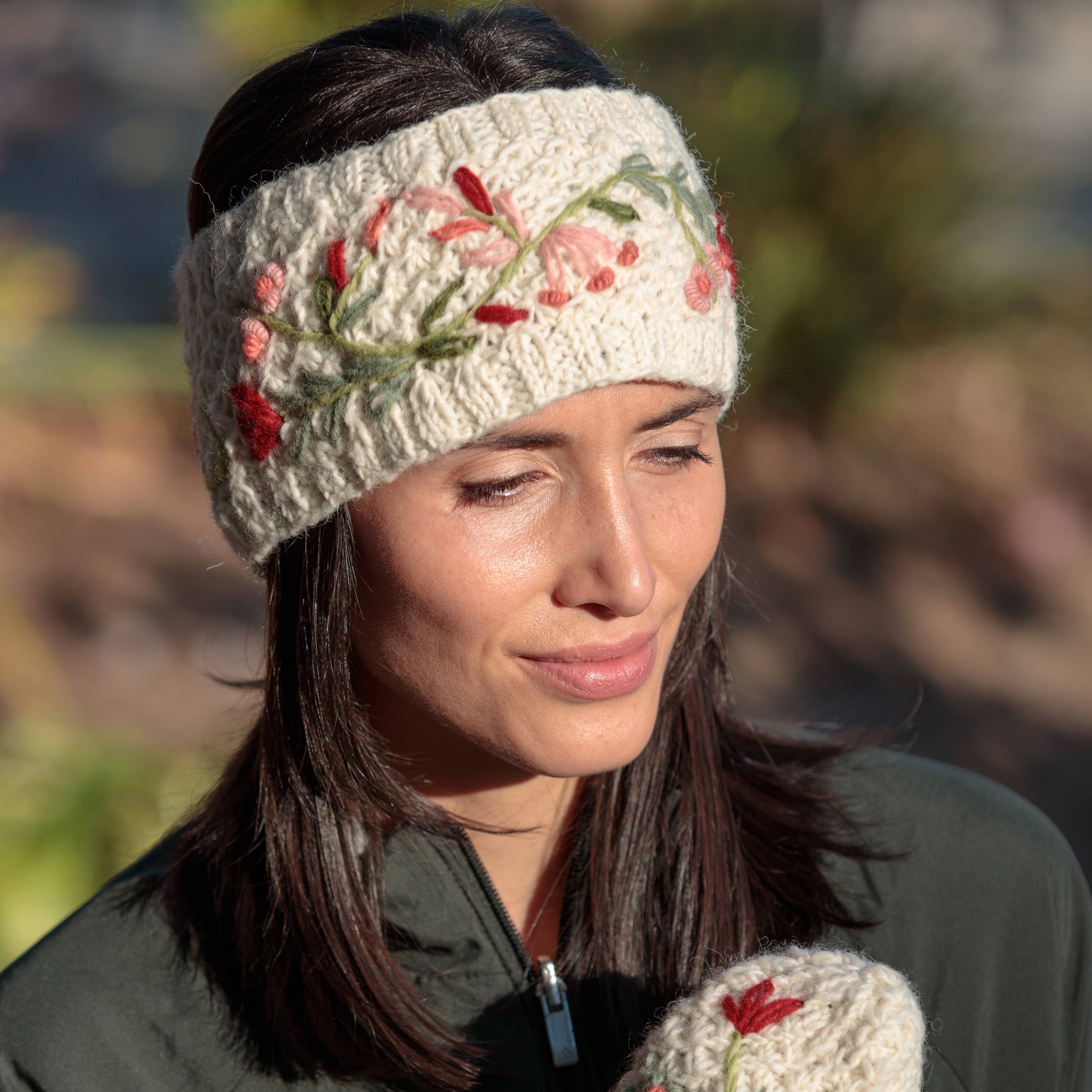 Naomi Knit Wool Headband with Embroidery: Light Natural