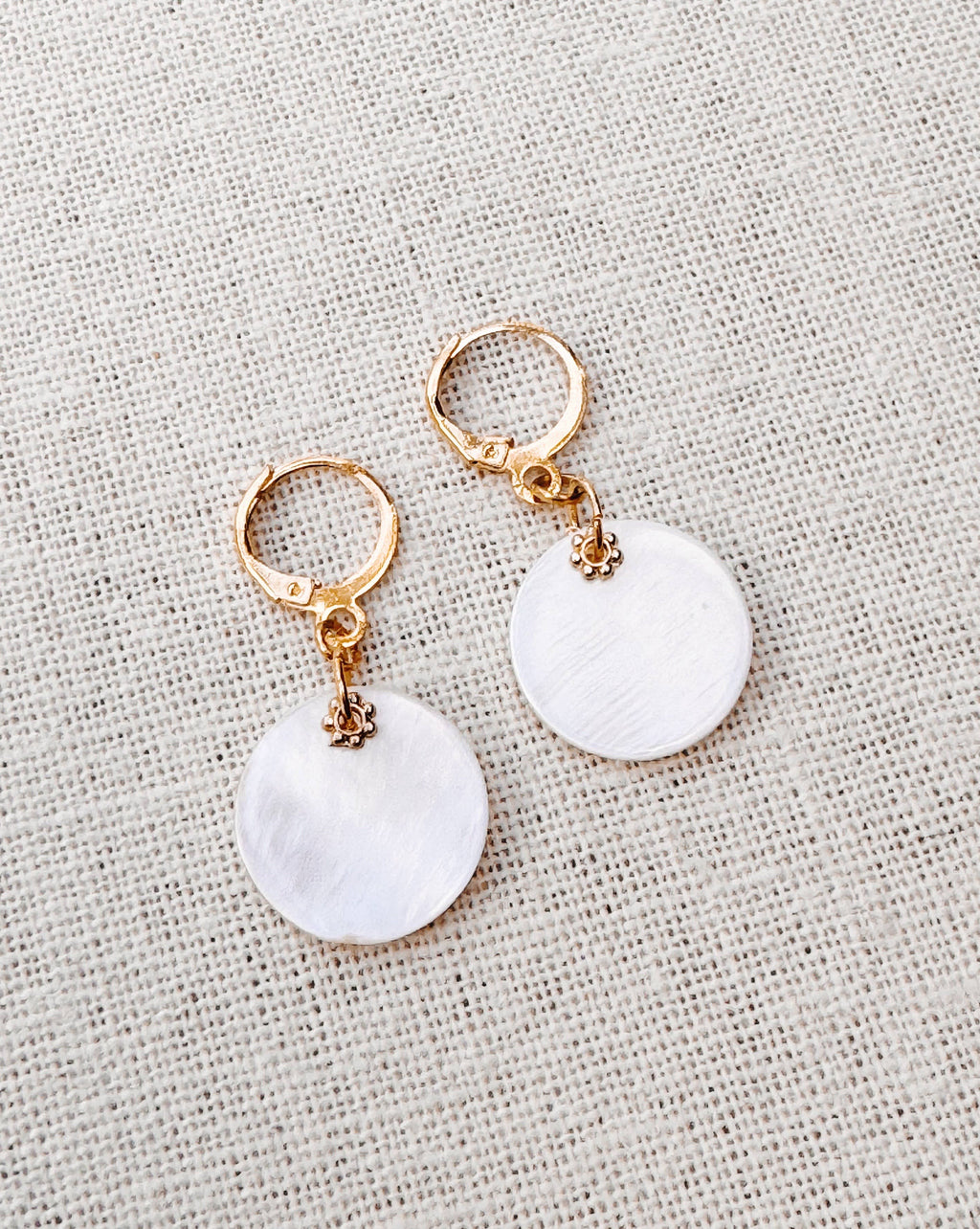 Minimalist Gold Mother of Pearl Coin Drop Earrings: Off-White
