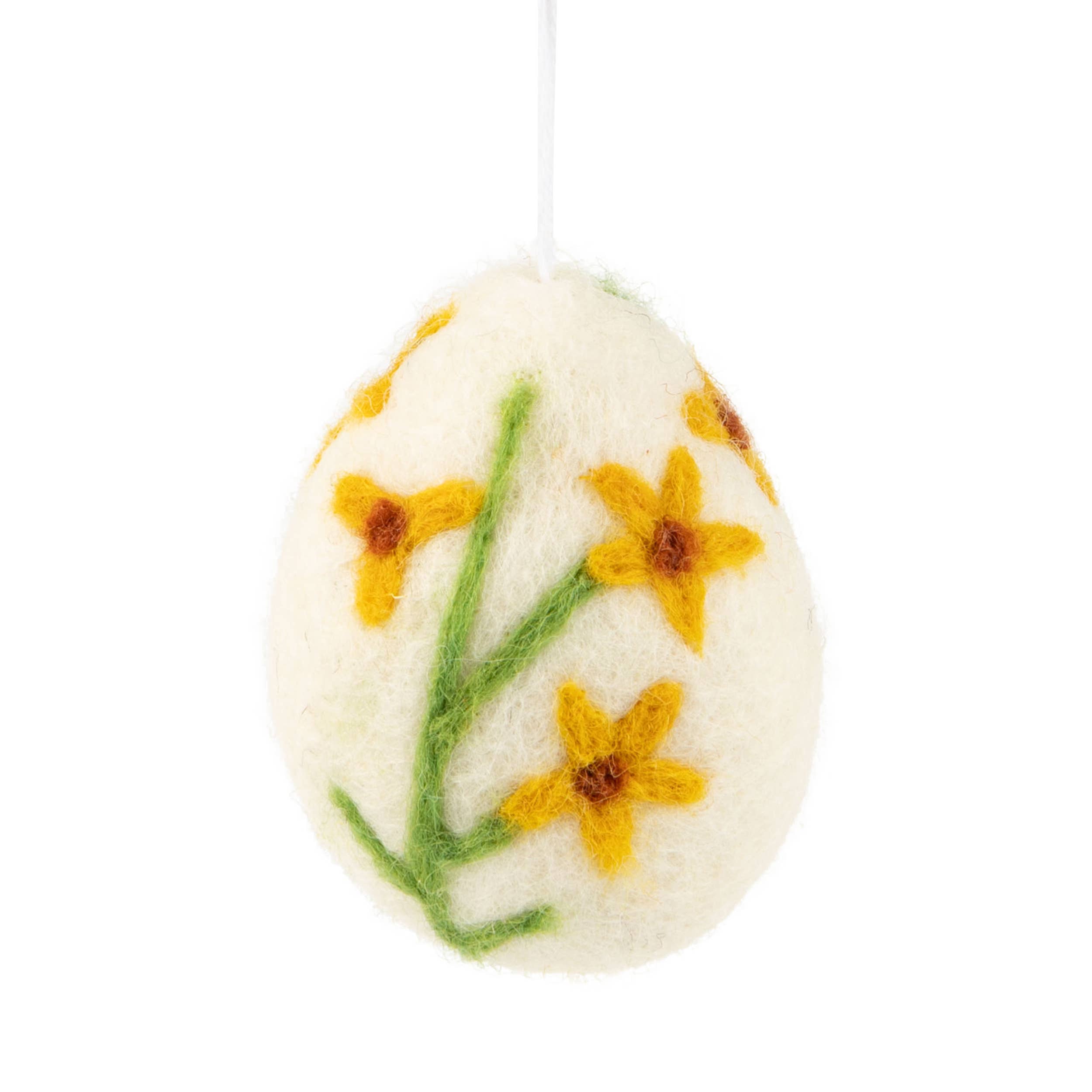 A05262: Felt egg orn, natural with floral pattern, 2.5 in