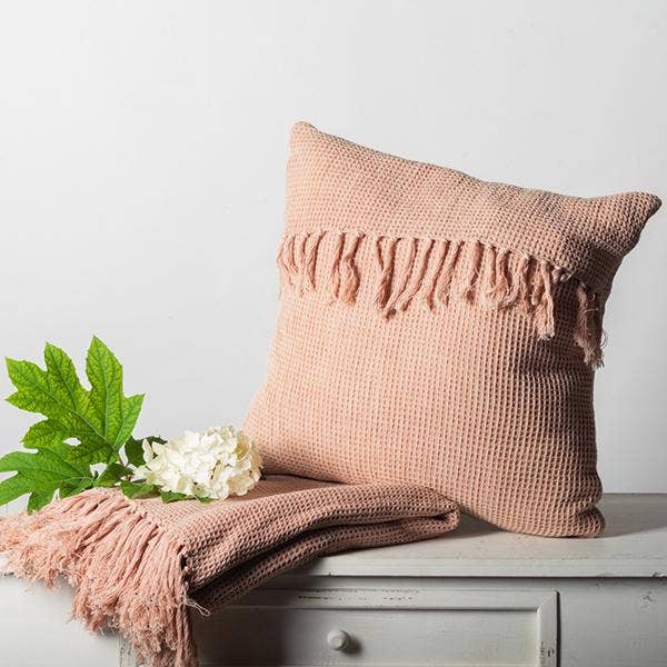 18" x 18" Waffle Weave Cushion Cover With Tassels