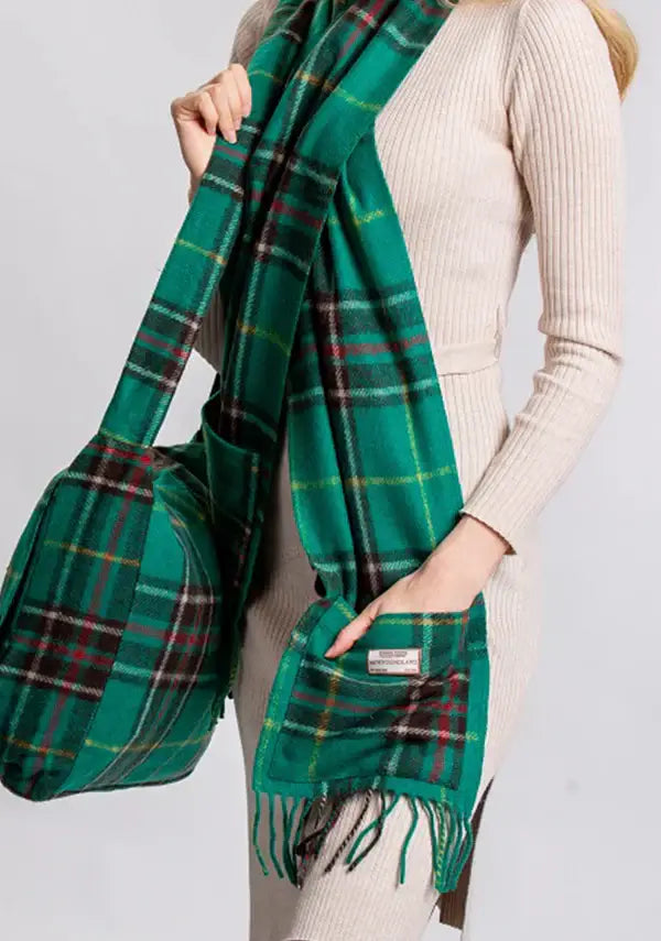 Newfoundland  Pocket Scarf
